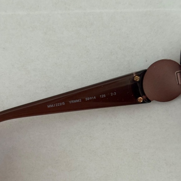 Marc By MARC JACOBS Women's Sunglasses. - Picture 7 of 11